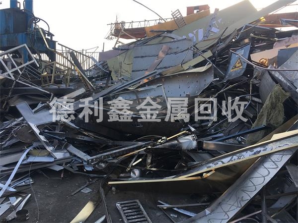 7435256.jpg 7435256.jpg