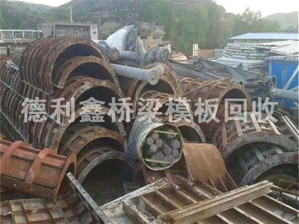 0544532136.jpg 0544532136.jpg